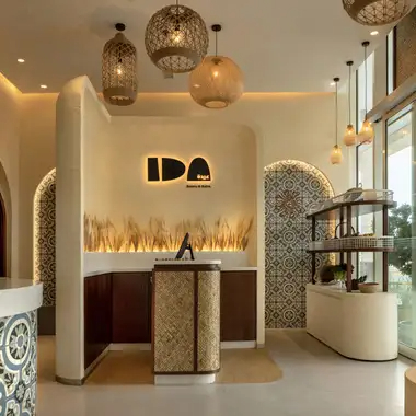 What is the interior design market in UAE