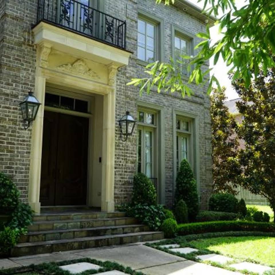 B Green & More Landscaping Inc